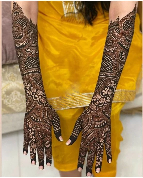Hatch Blend Composition Using Modern Full Hand Mehndi Design